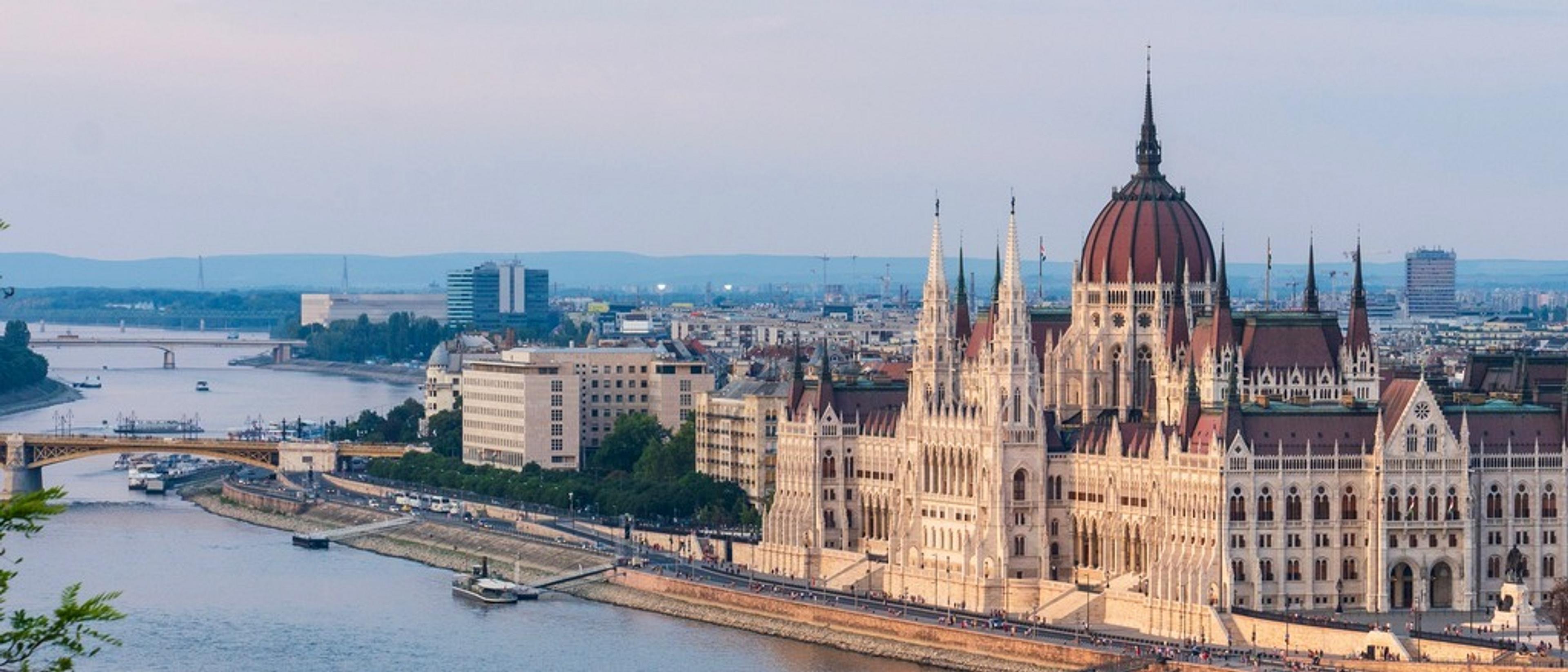 Budapest 🏰 at £44 rtn from London Stansted