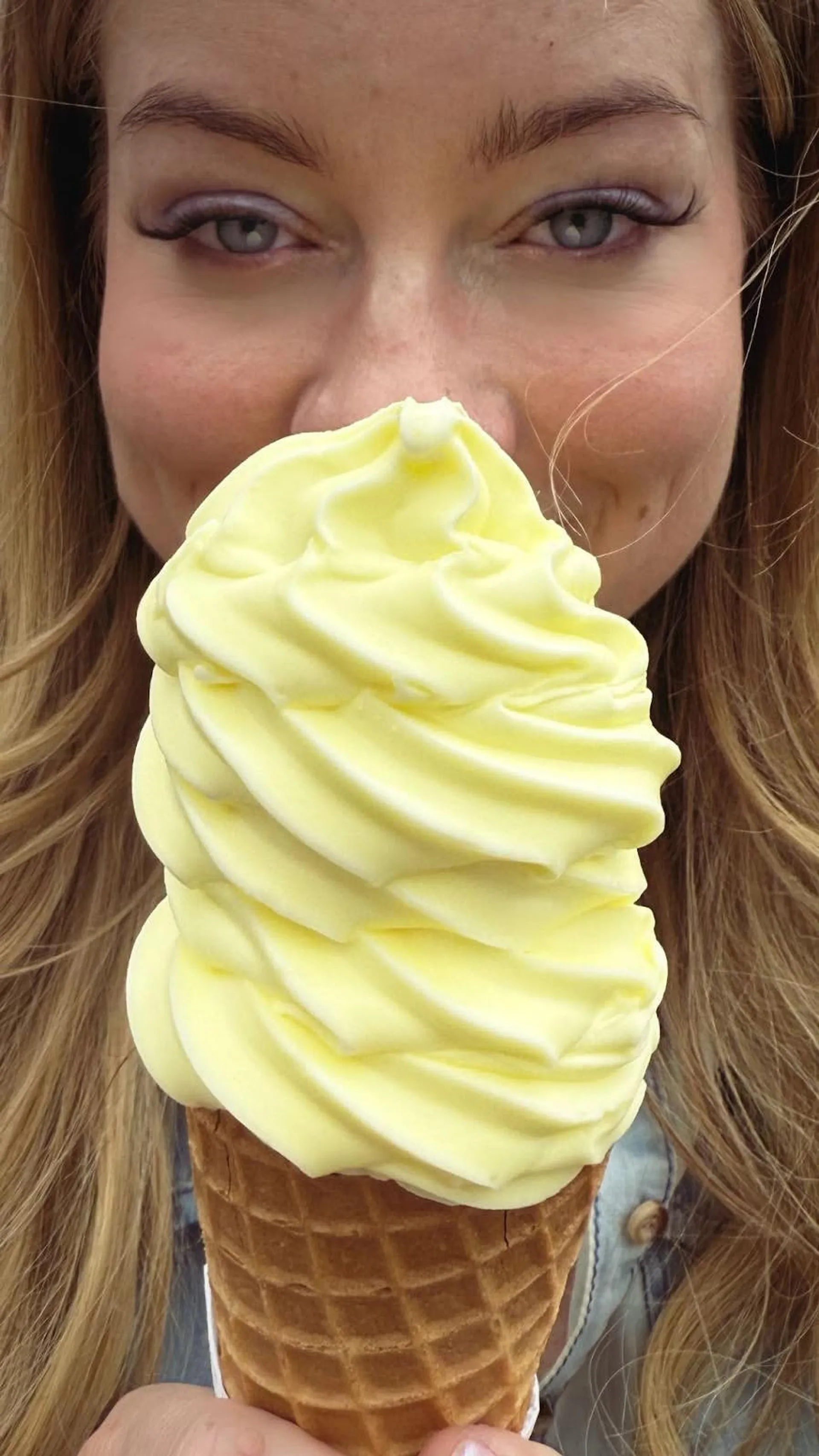 Kristi with pineapple dole whip ice cream 