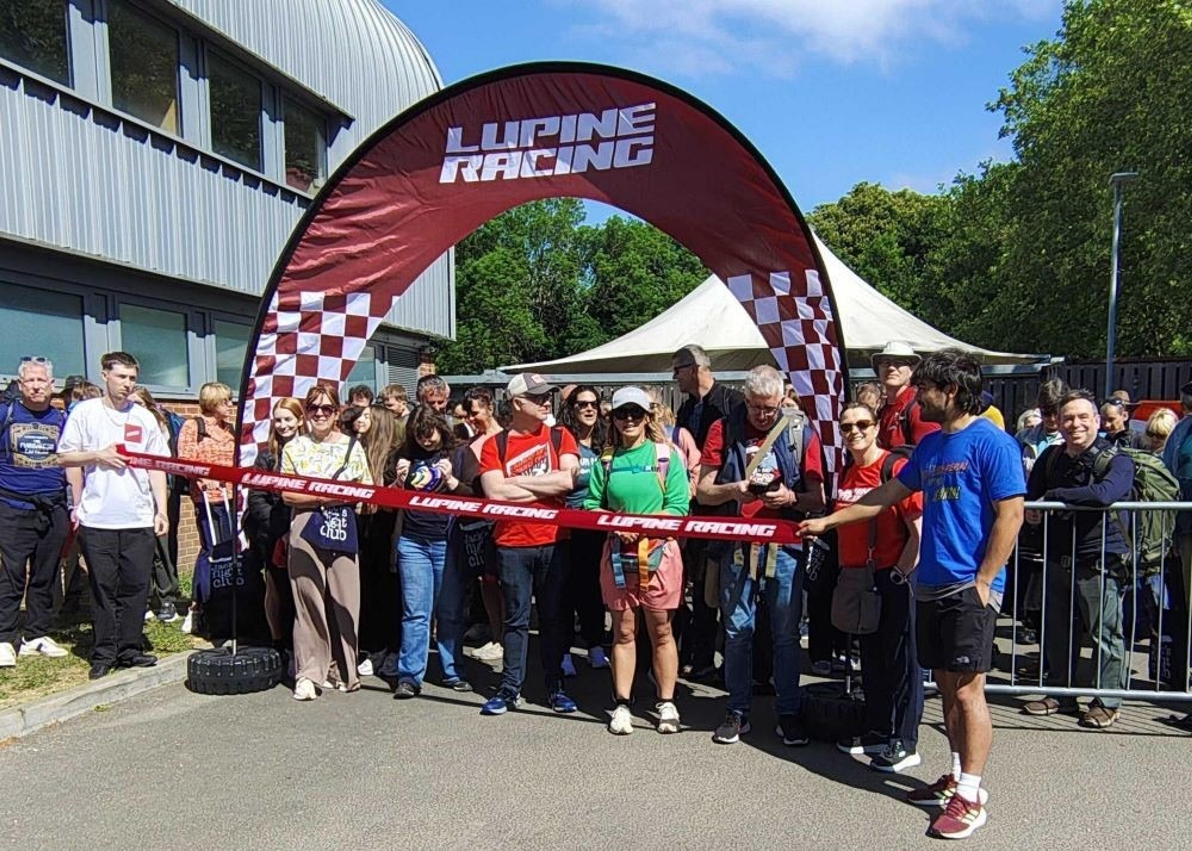 Racers at the start line