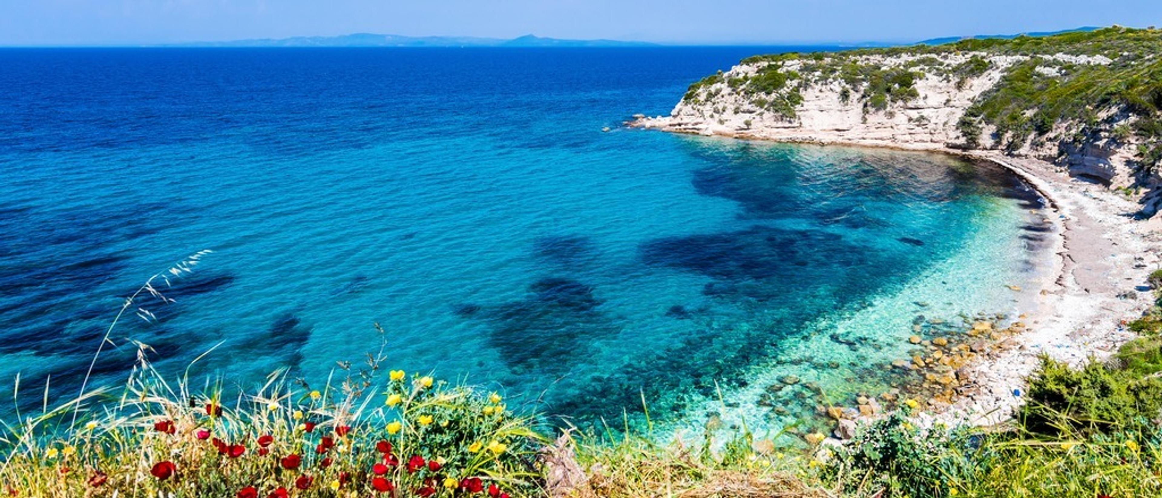 Izmir 🌊 at €150 rtn from Cork