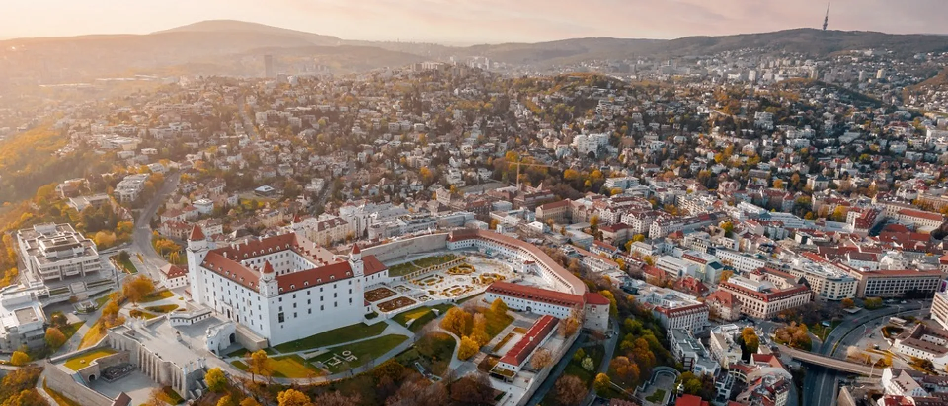 Bratislava 🌼 at €52 rtn from Oslo 