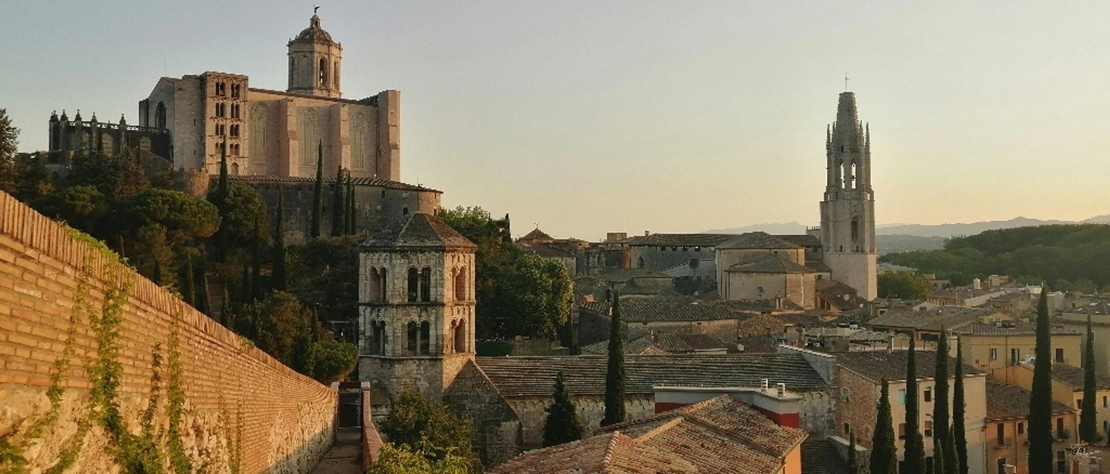 May bank holiday weekend trips 🌸 at €32-€79 rtn from Ireland