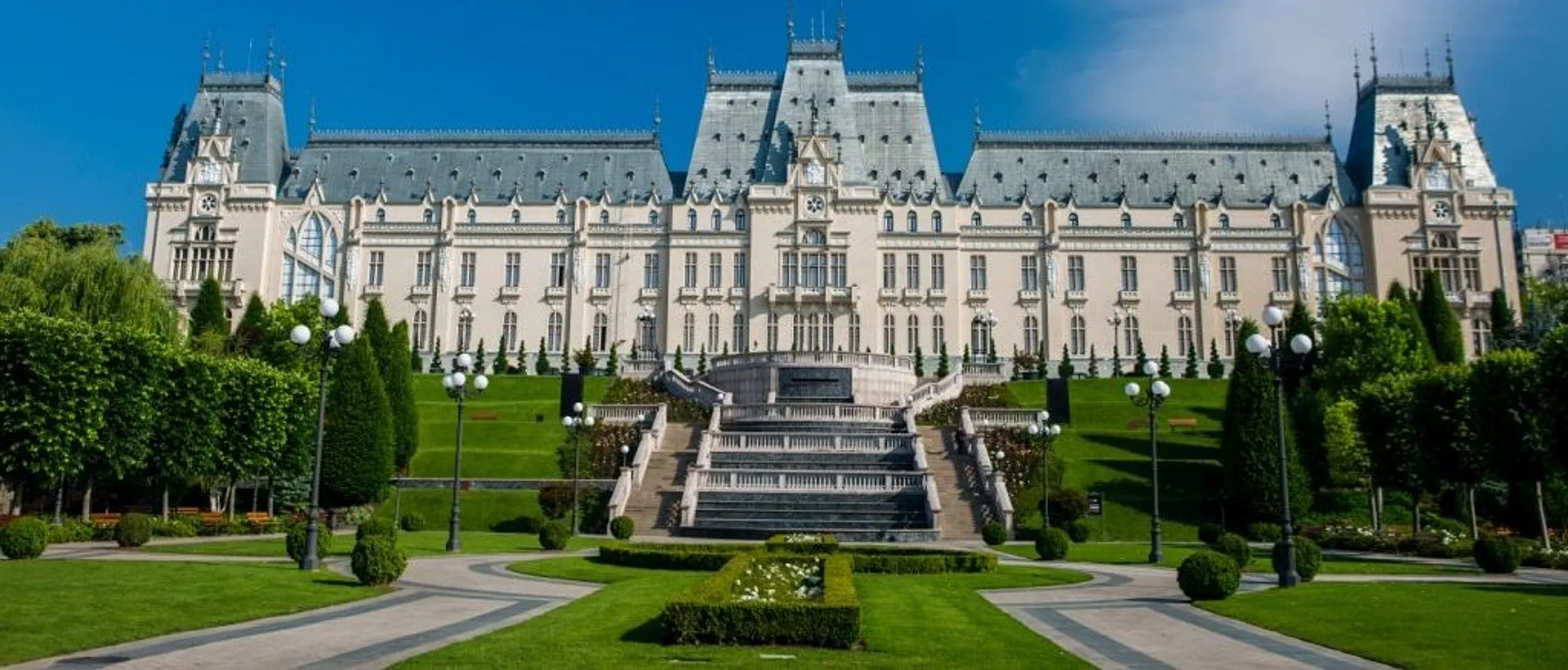 Iași 🌲 at €62 rtn from Billund 
