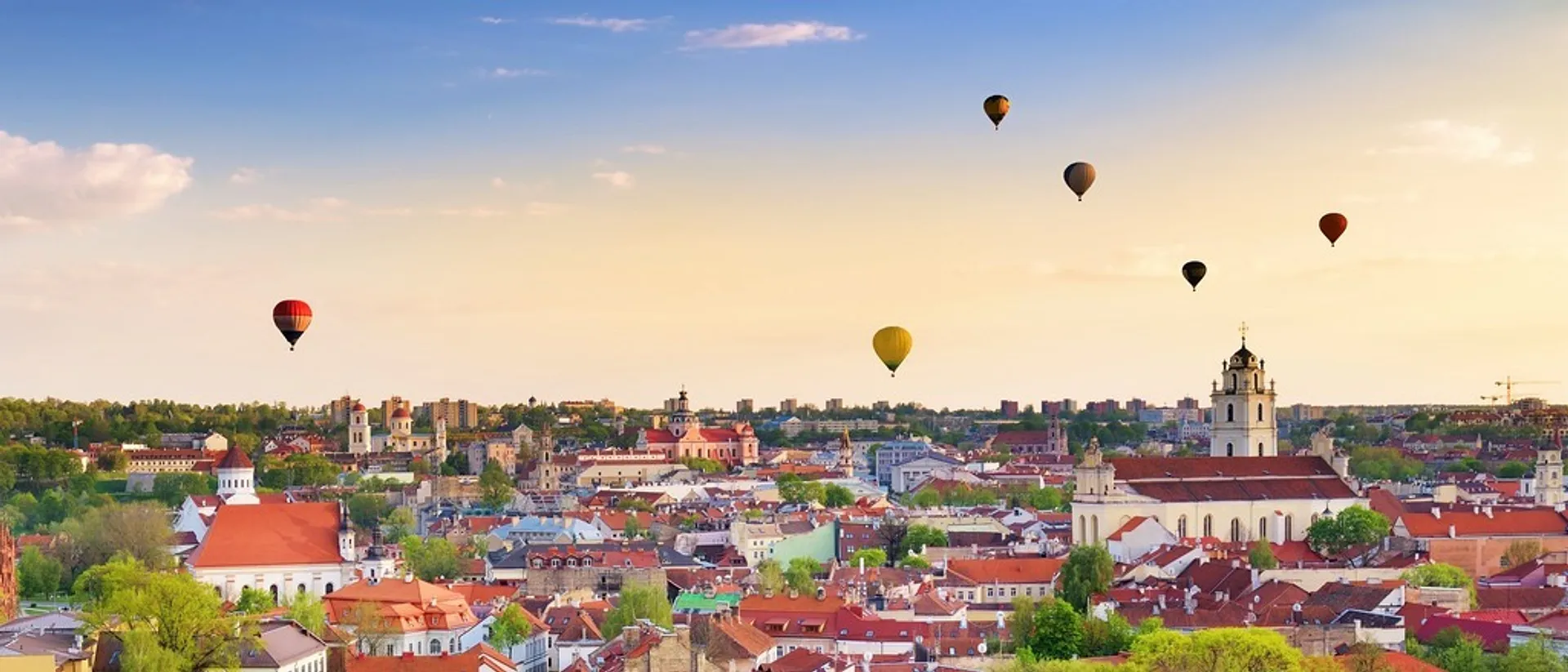 Vilnius 🏞️ at €62 rtn from Eindhoven