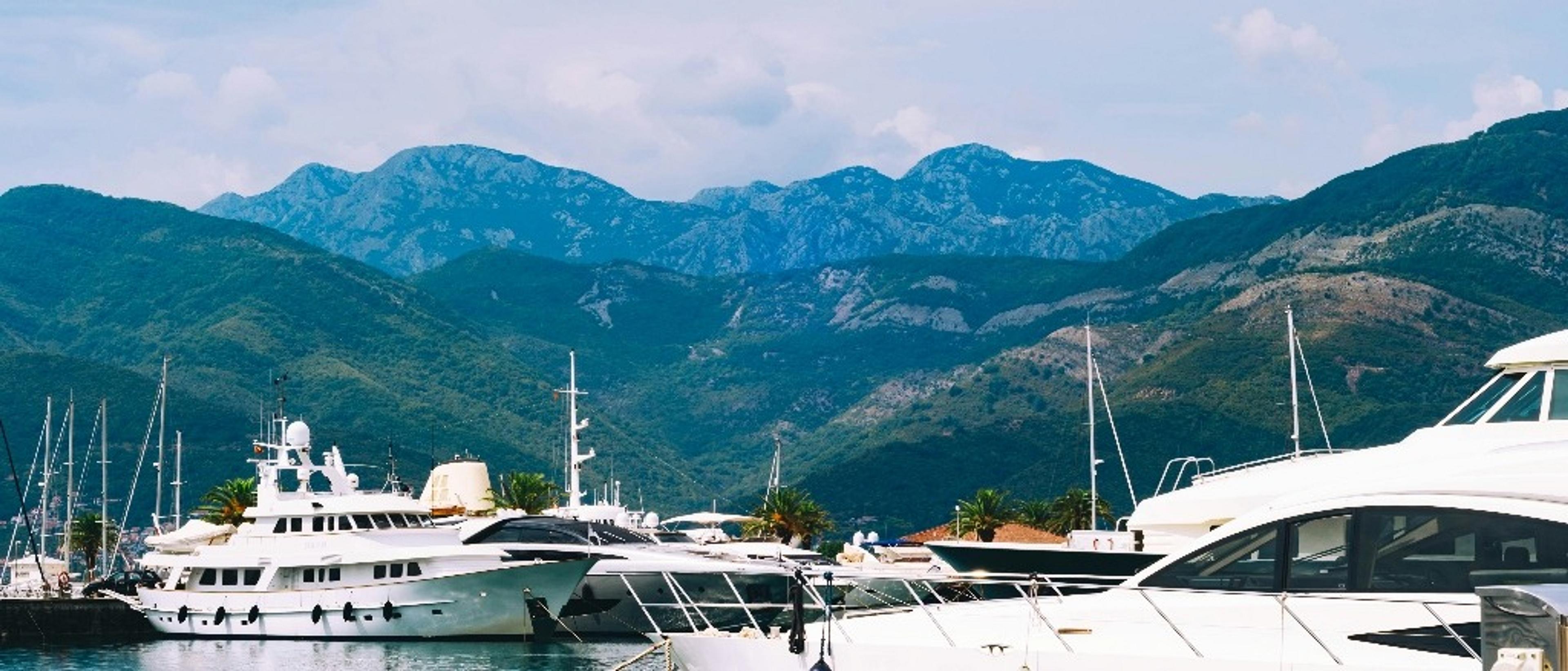 Tivat 🏞️ at €86-€92 rtn from Dusseldorf