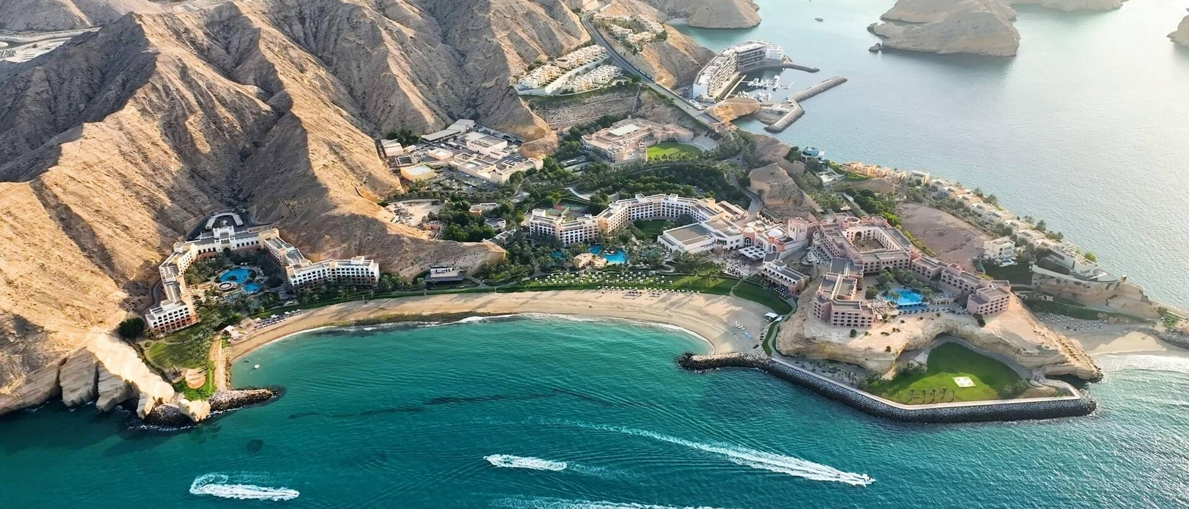 Flying in Style to Oman & Meditating on the Miracle of Jet Lag