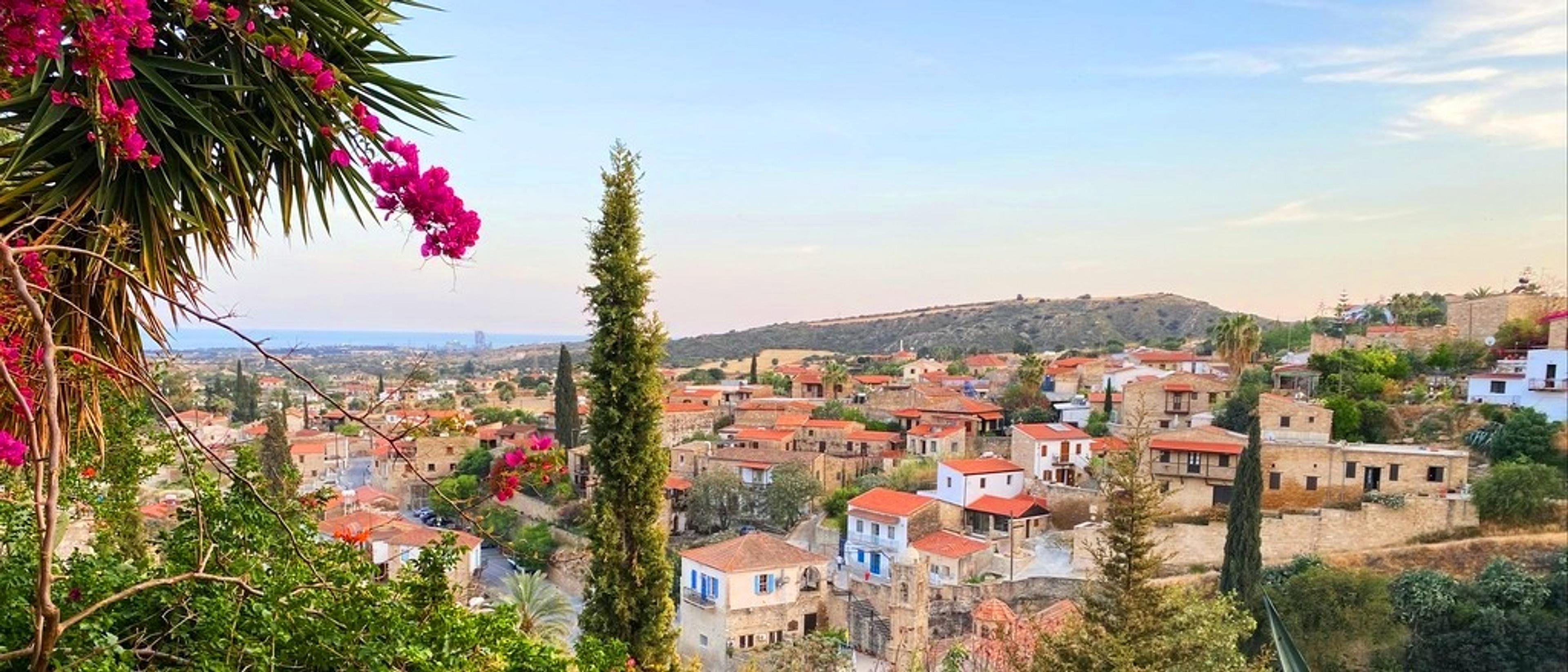 Larnaca 🫧 at €165 rtn from Amsterdam