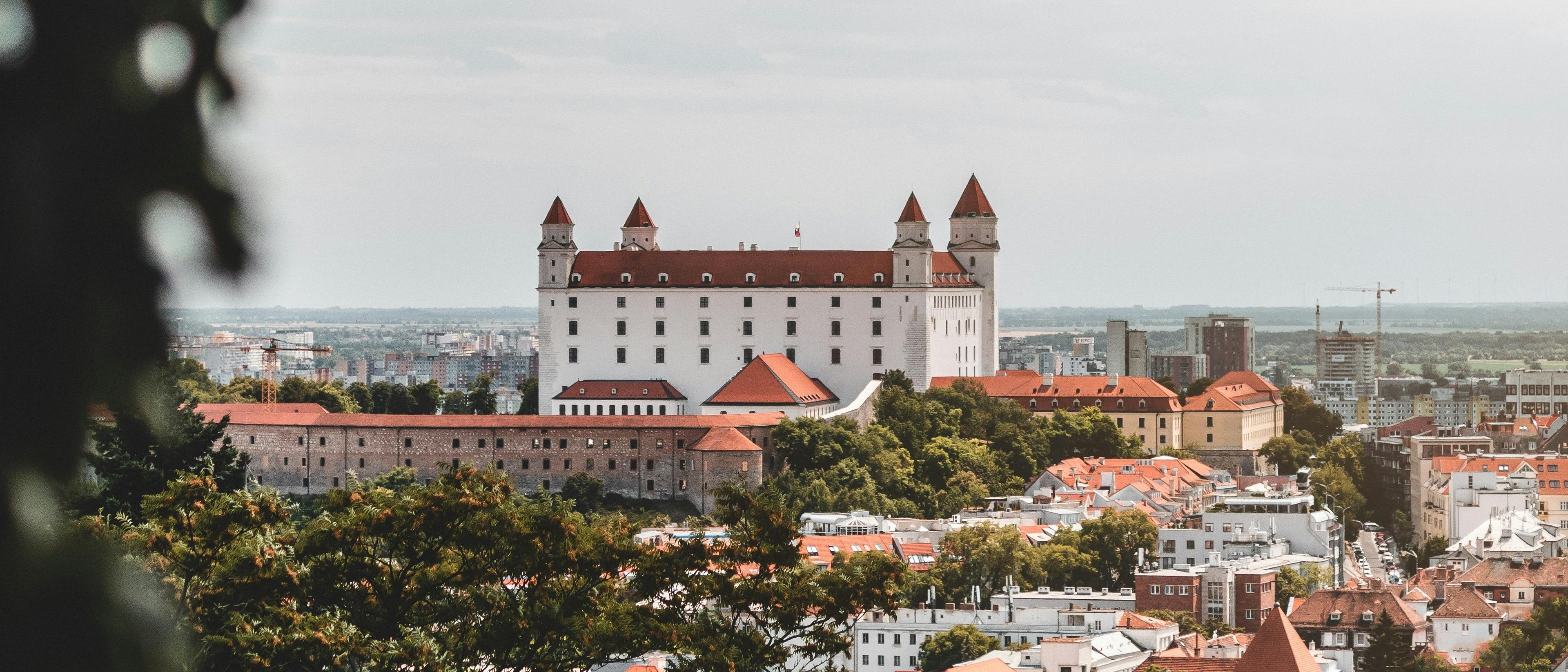 Bratislava 🏰 at €89 rtn from Eindhoven