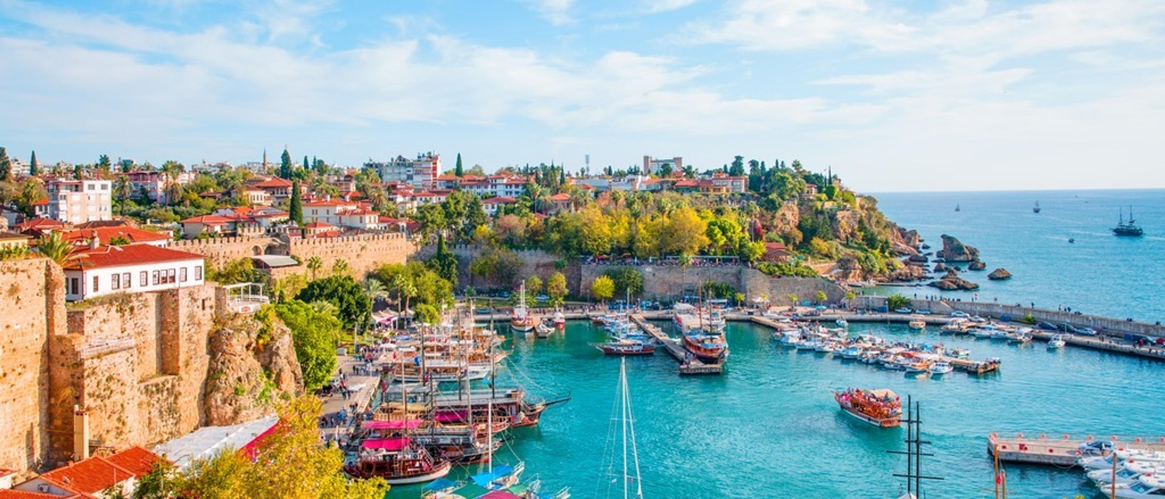 Antalya 🏊‍♀️ at €155-€168 rtn from Bergen 