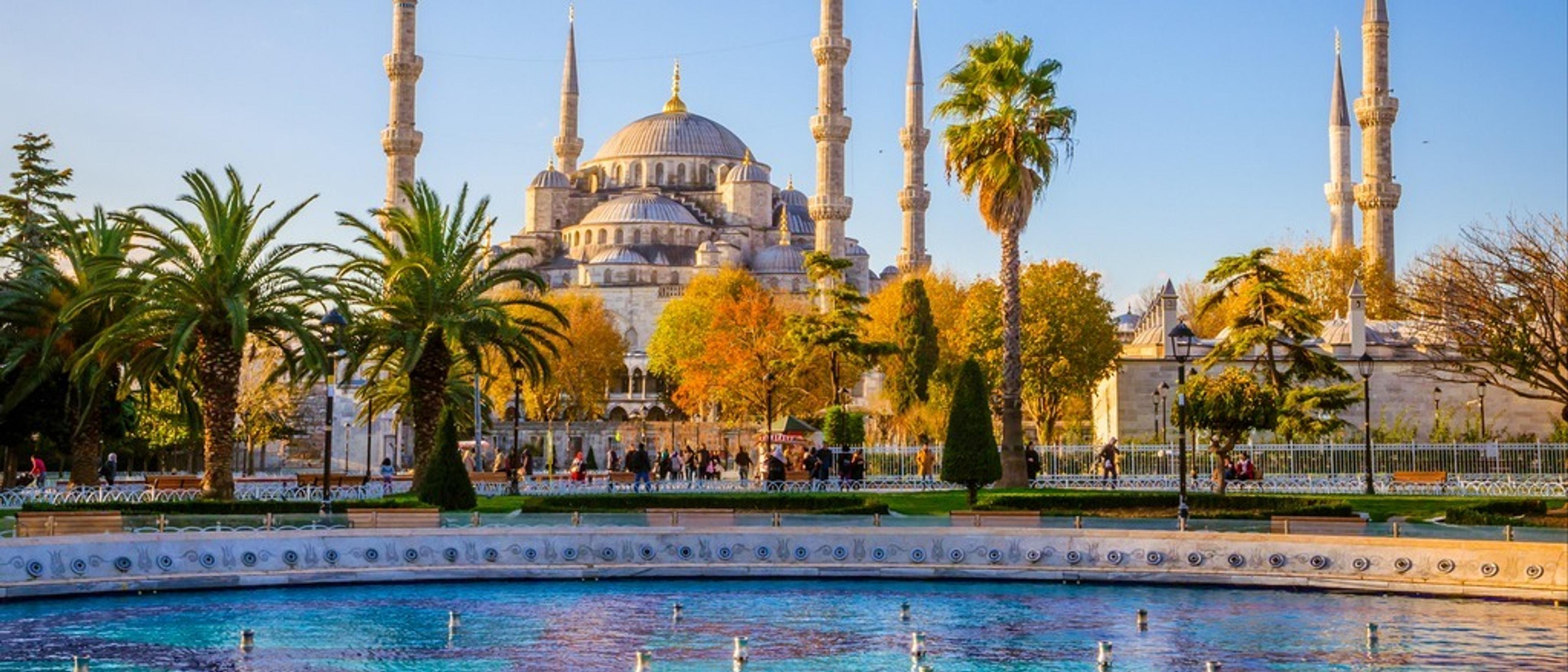 Istanbul 🏛️ at €158 rtn from Paris
