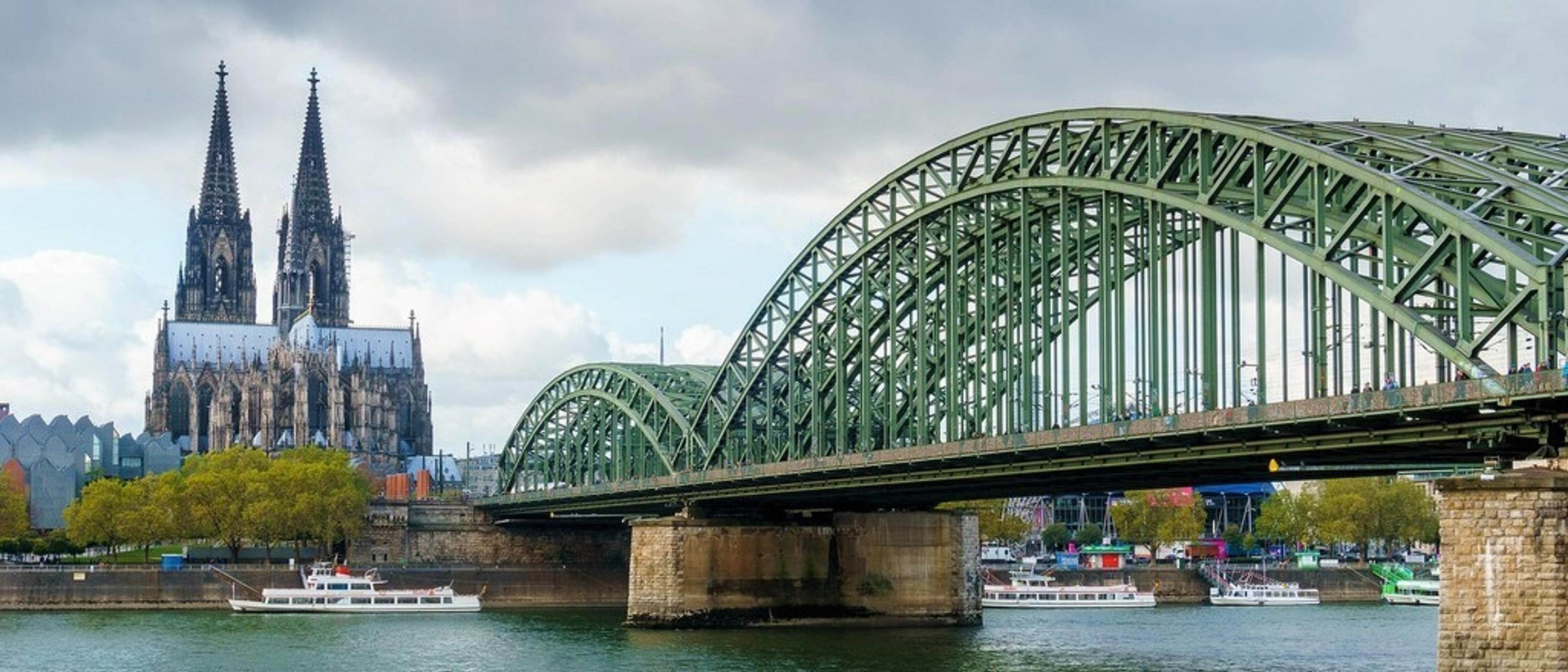 Cologne 🍺 at £35-£37 rtn from London Stansted