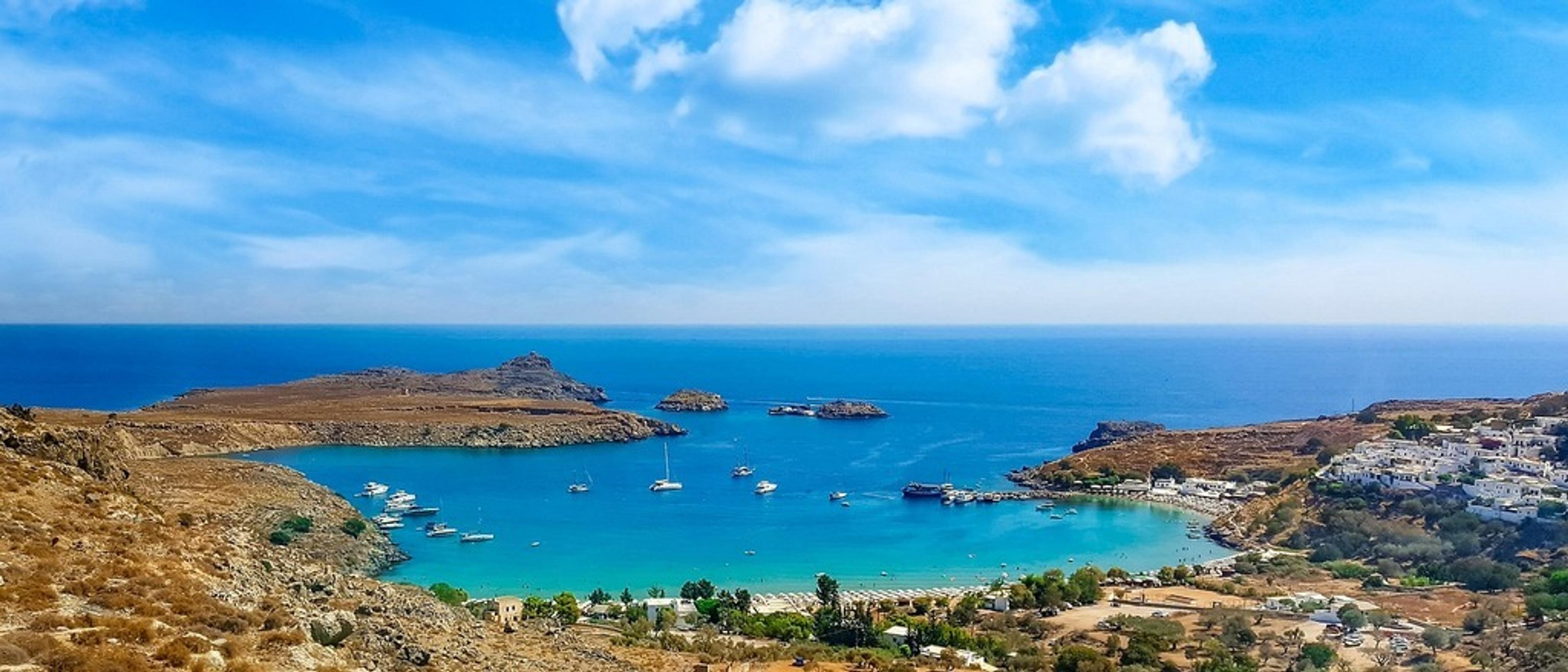 Rhodes 🌊 at £68 rtn from Edinburgh